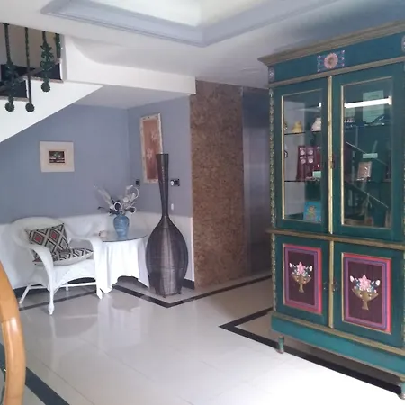 皮内达普拉亚酒店 2* 诺哈