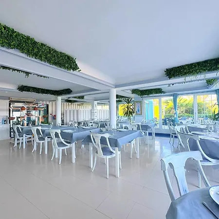 Pineda Playa Hotel 2*